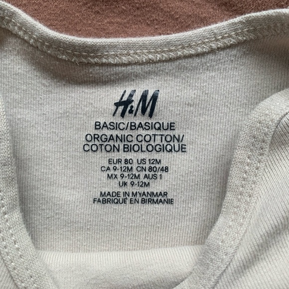 Organic cotton onesies - Picture 5 of 6